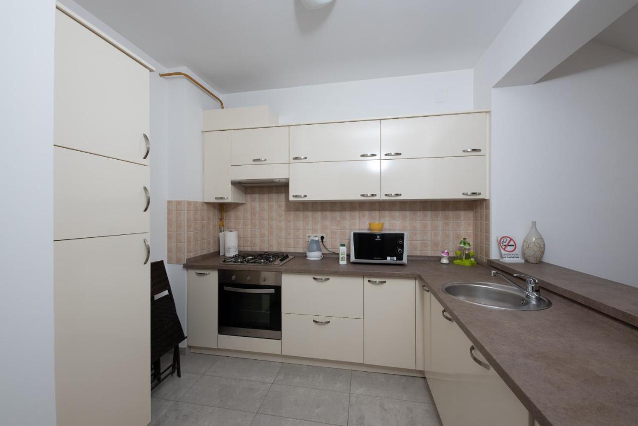 Apartmani Spoljar Zupanja Εξωτερικό φωτογραφία