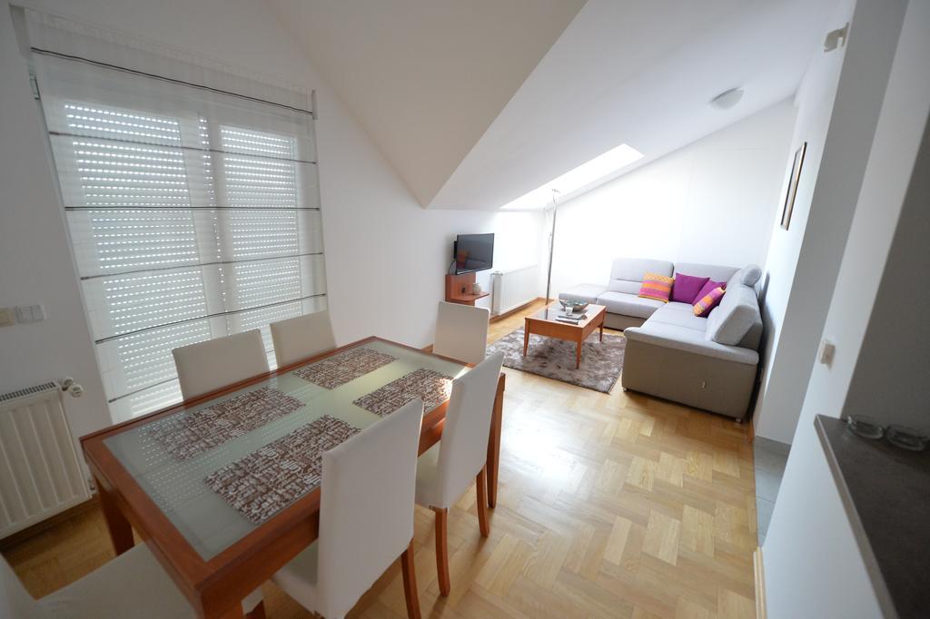 Apartmani Spoljar Zupanja Εξωτερικό φωτογραφία